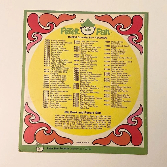 Vintage Peter Pan Records The Gingerbread Man Record 45  rpm Extended Play - Picture 2 of 9
